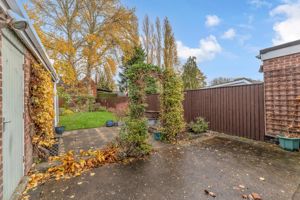 Photo 33- click for photo gallery